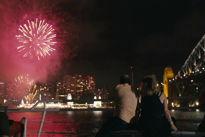 Retro (80s) party cruise on Sydney Harbour - Key Points