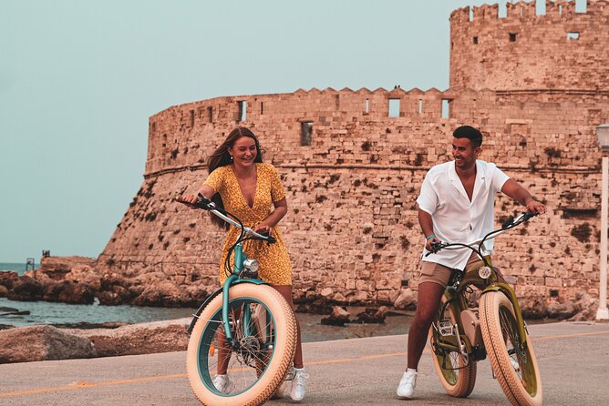 Retro E-Bike Photo Stop Tour - Electric Bike Tour Details