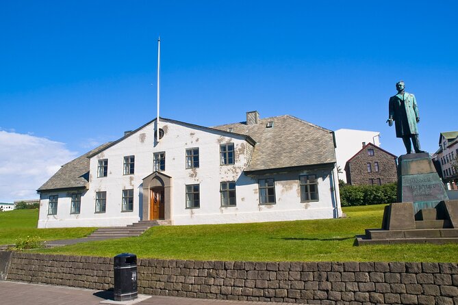 Revel in Reykjavik: Unveiling Iceland's Charismatic Capital - Immerse in the Citys Vibrant Culture