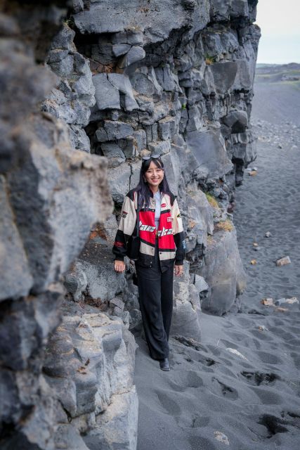 Reykjanes Captured: A Private Photo Tour of the Peninsula - Group and Availability