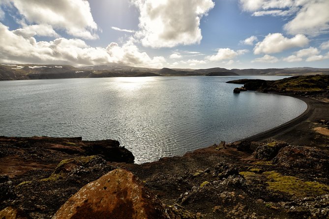 Reykjanes Geopark Small-Group Tour & Optional Airport Drop off - Gunnuhver