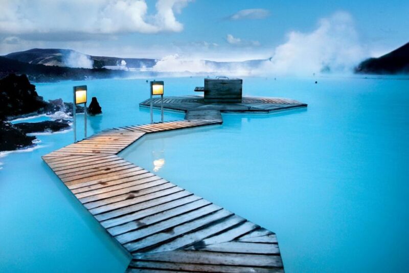 Reykjavik: 4-Day Iceland Northern Lights Tour With Lodging - Itinerary Highlights