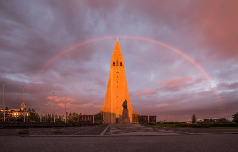 Reykjavik: 5-Day Iceland Vacation With Northern Lights Hunt - Key Points