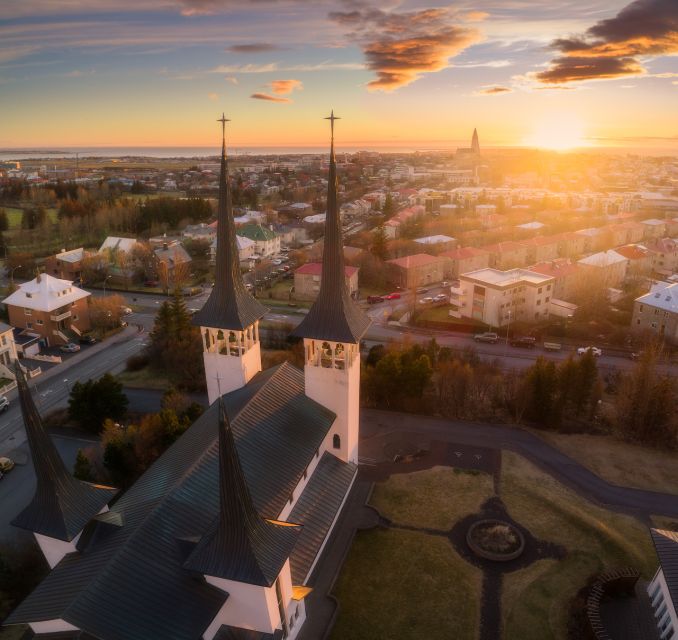 Reykjavik: 5-Day Iceland Vacation With Northern Lights Hunt - Itinerary Highlights