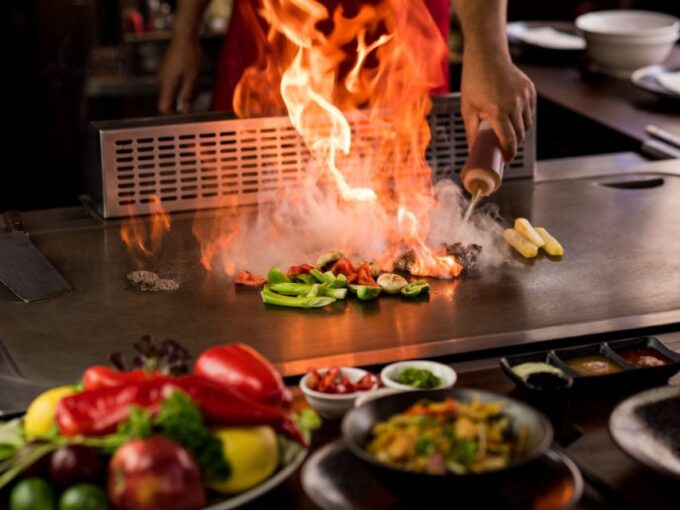 Reykjavík: 7-Course Teppanyaki Tasting Menu With Fire Show - Customer Ratings and Feedback