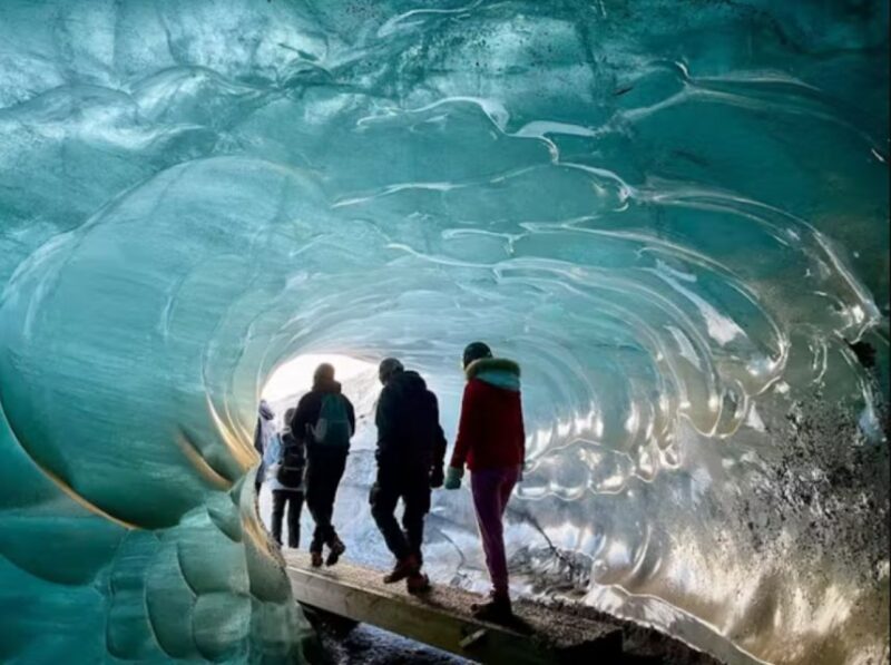 Reykjavik: 8-Day Small Group Circle of Iceland Tour Summer - Inclusions and Accommodation