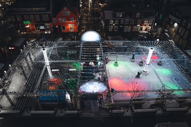 Reykjavik Christmas Walking Tour - Enjoying Local Delicacies
