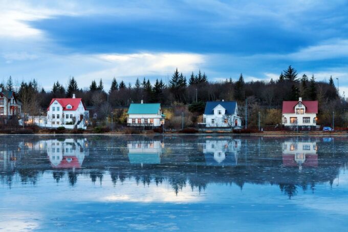 Reykjavik City Walking Tour - Exploring Icelandic Culture