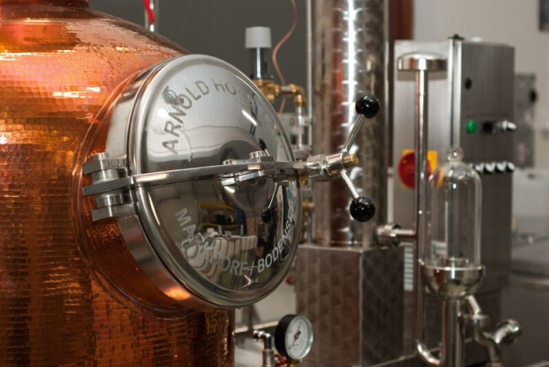 Reykjavik: Eimverk Distillery Tour With Tasting - Tasting Experience