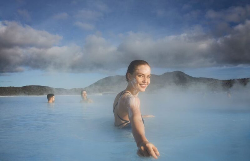 Reykjavík: Geldingadalir Volcano Hike and Blue Lagoon Visit - Included Amenities