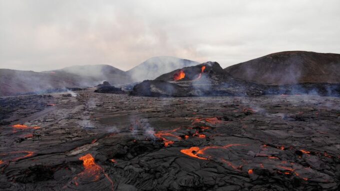 Reykjavík: Geldingadalir Volcano Hike and Blue Lagoon Visit - Booking Information