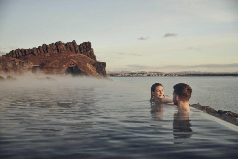 Reykjavik: Golden Circle, Friðheimar, & Sky Lagoon Day Trip - Exploring the Kerid Crater