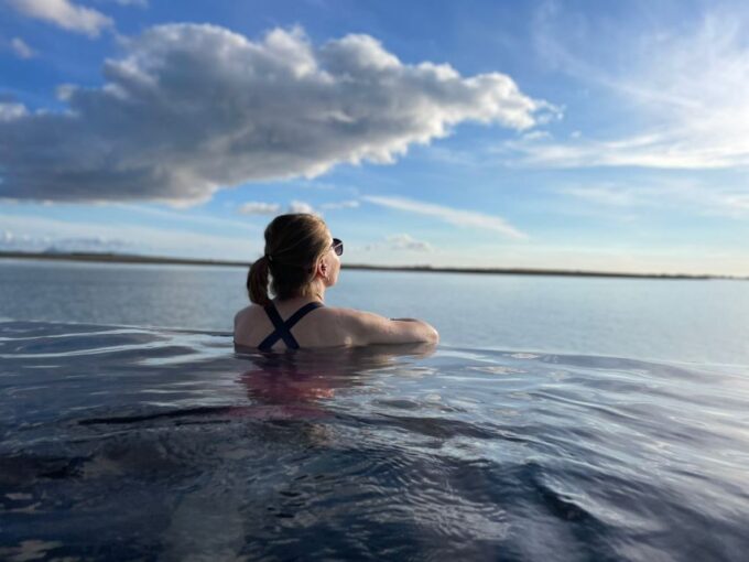 Reykjavik: Golden Circle, Friðheimar, & Sky Lagoon Day Trip - Relaxing at the Sky Lagoon