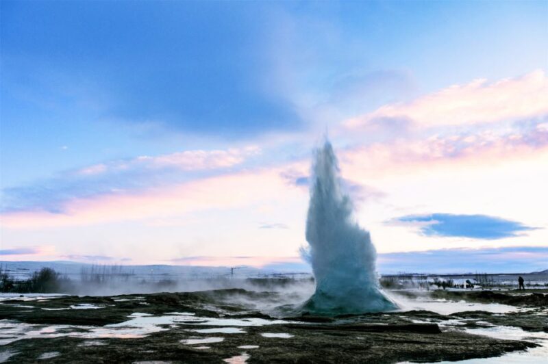 Reykjavik: Golden Circle Full-Day Tour With Kerid Crater - Important Information