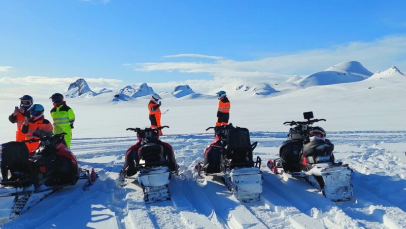 Reykjavik: Golden Circle Super Jeep and Snowmobile Tour - Participant Requirements
