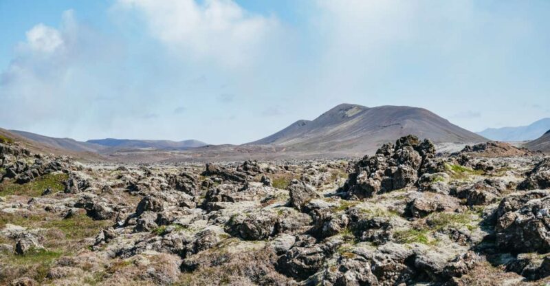 Reykjavik: Guided Tour to Volcano and Reykjanes Geopark - Itinerary Highlights