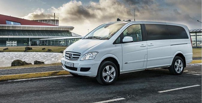 Reykjavik International Airport Private Arrival Transfer - Accessibility and Luggage Allowance