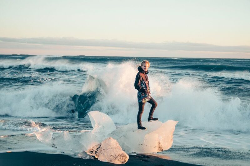 Reykjavik: Jökulsárlón Glacier Lagoon Full-Day Guided Trip - Itinerary Highlights