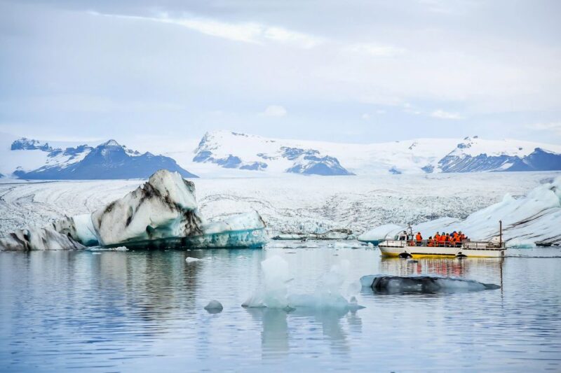 Reykjavik: Jökulsárlón Glacier Lagoon Full-Day Guided Trip - Transportation and Meeting Points