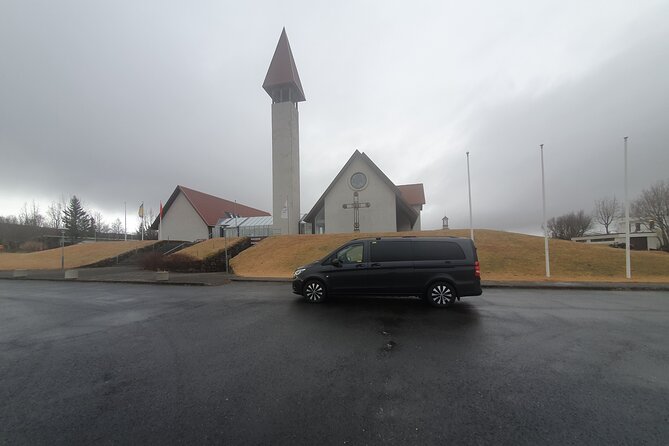 Reykjavik: Keflavik Airport Arrival Private Transfer Service - Inclusions in the Transfer
