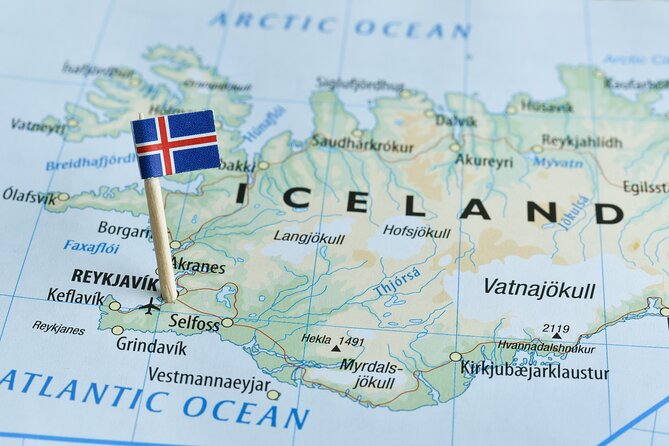 Reykjavik: Keflavik Airport Arrival Private Transfer Service - Driver Expertise and Insights
