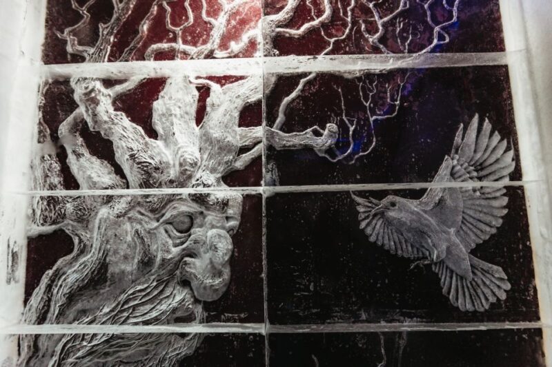 Reykjavik: Magic Ice Bar Entrance and Welcome Drink - Atmosphere and Photo Opportunities