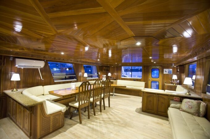 Reykjavik: Northern Lights Yacht Tour - Viewing Guarantee