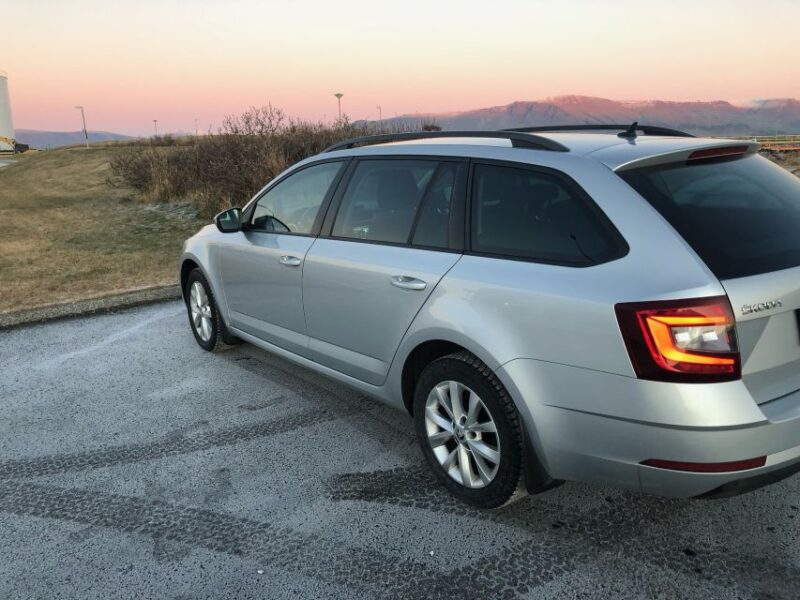 Reykjavik: Private Transfer To/From Keflavík Airport - Driver and Vehicle