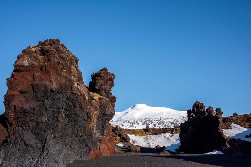 Reykjavik: Snaefellsnes & Mt. Kirkjufell Guided Minibus Tour - Tour Experience