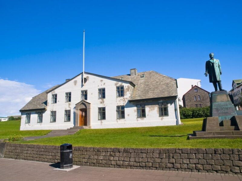 Reykjavik: Unveiling Iceland's Charismatic Capital Tour - Cultural Experience
