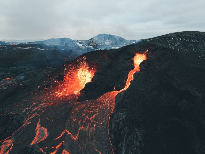 Reykjavík: Volcano Eruption Site and Reykjanes Hiking Tour - Key Points