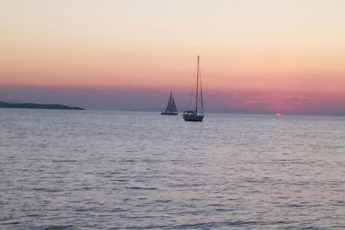 Rhenia Sunset Safari Sailing Tour (Up to 8 Guests) - Cancellation Policy