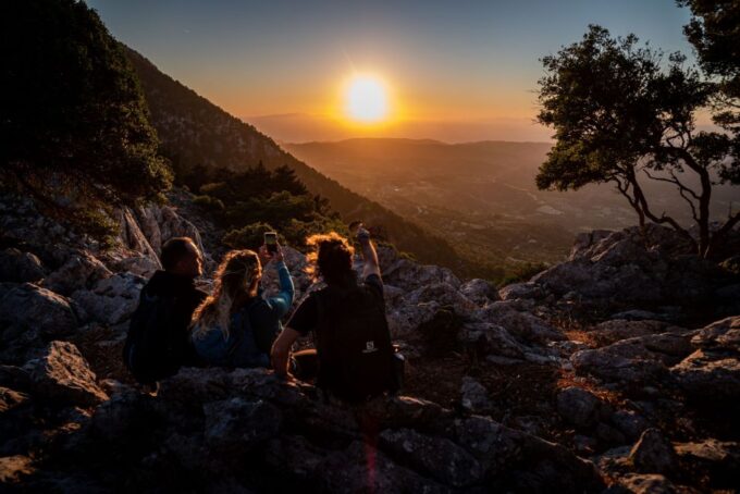 Rhodes: 2-Day Sea Kayaking and Hiking Combo Activity - Tailoring the Activity Schedule