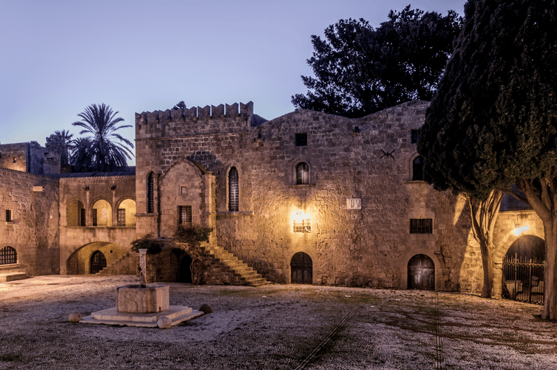 Rhodes: First Discovery Walk and Reading Walking Tour - Experience Highlights