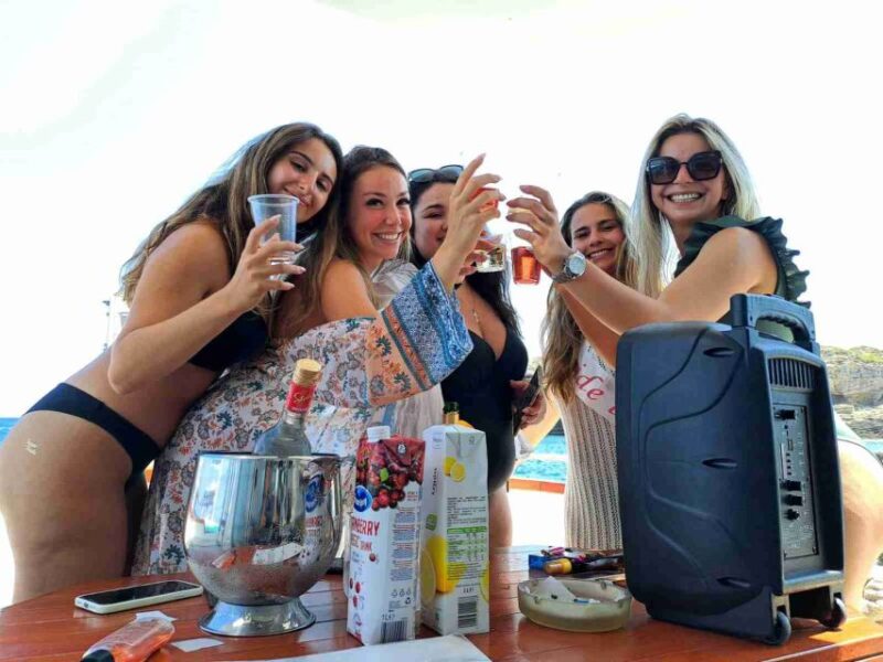 Rhodes Island: Private Boat Cruises to the Best Bays of Rhod - Key Points