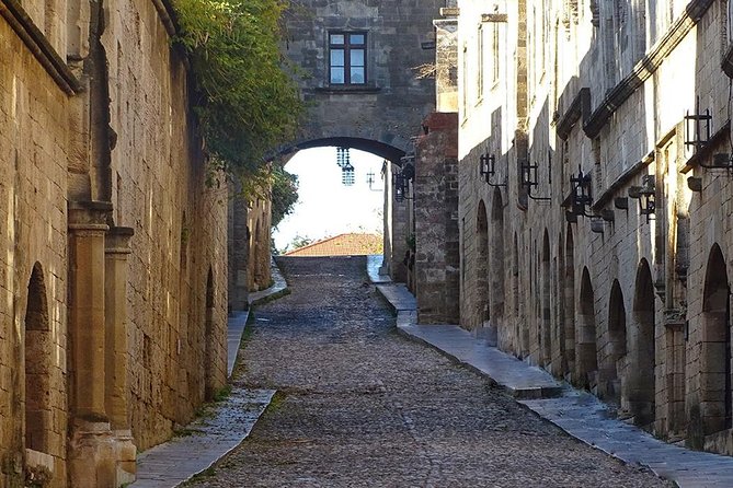 RHODES & LINDOS HIGHLIGHTS - PRIVATE GUIDED TOUR - up to 15 People - Transportation and Guides