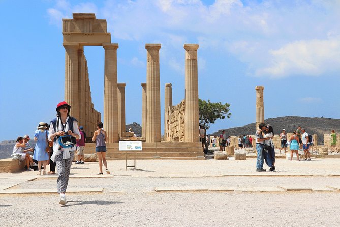 Rhodes Old Town & Lindos With Acropolis Guided Tour - Viewing Must-See Attractions