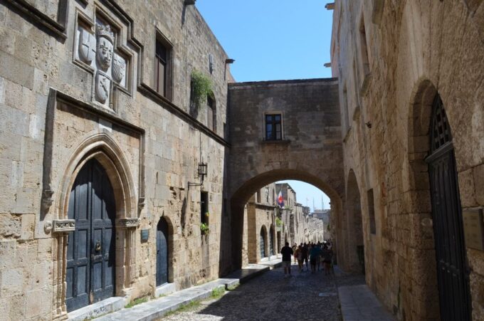 Rhodes Old Town Small-Group Walking Tour With a Guide - Booking and Cancellation Policy