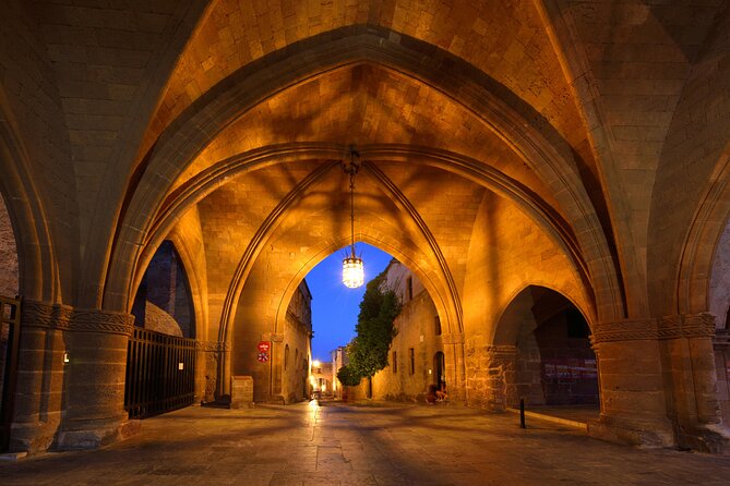 Rhodes: Palace of the Grand Master Entrance Ticket - Exploring the Grounds