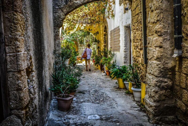 Rhodes: Private Day Trip to Lindos Village & Acropolis - Picturesque Alleys of Lindos Village