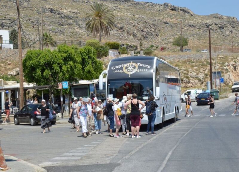 Rhodes Town: Day Trip To Lindos By Bus - Exploring Lindos