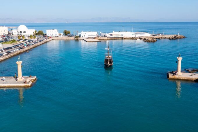 Rhodes:1-hour Sightseeing Day Cruise on an 18th-Century Boat - Panoramic Views of Old and New
