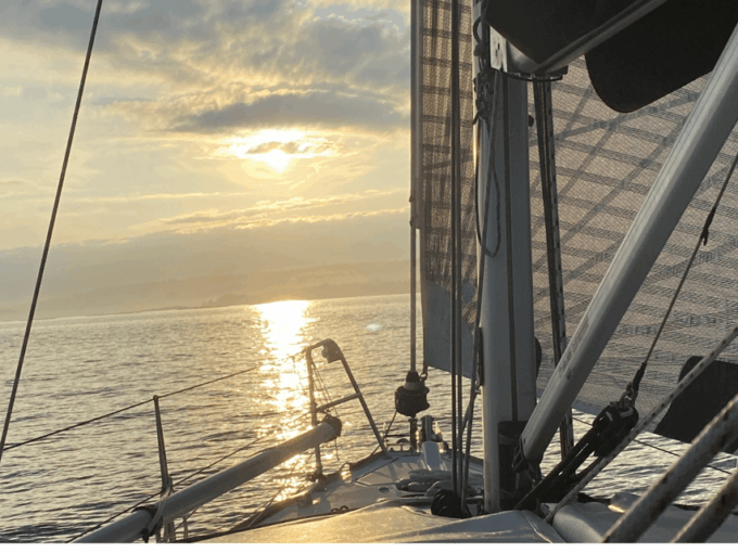 Ría De Arousa: Daytime or Sunset Sailboat Cruise With Drinks - Booking and Reservations