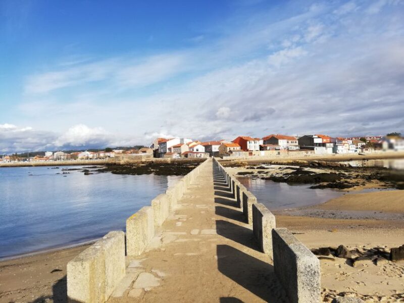 Rías Baixas Tour; Arousa and Toxa Islands, Combarro & Boat - Wine Tasting
