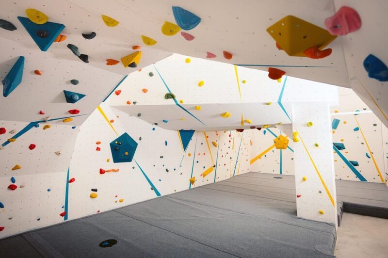 Riccione: Climbing Experience 1 Day - Instructors and Group Details
