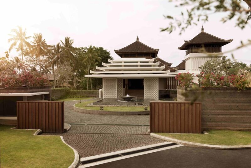 Rice Paddy Elegance: Gourmet Breakfast or High Tea in Ubud - Personalized Photography
