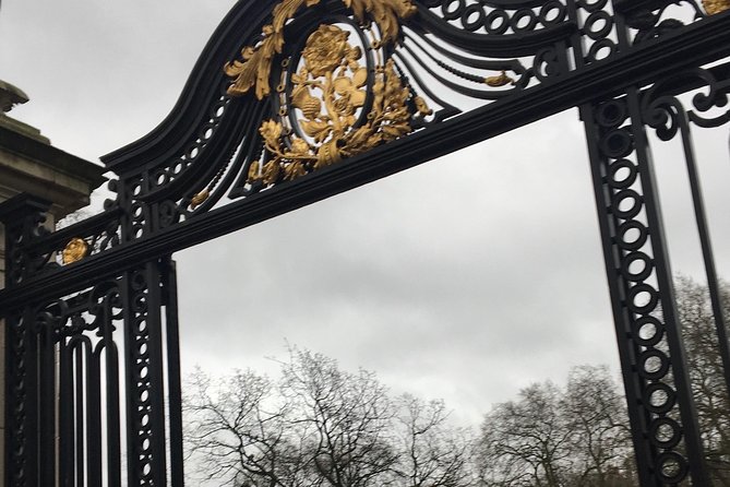 Rich People Behaving Badly - Scandalous Socialite Shenanigans