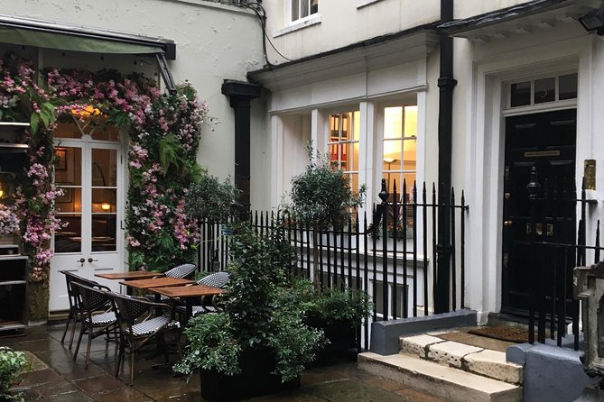 Rich People Behaving Badly - Lavish Lifestyles and Licentious Acts