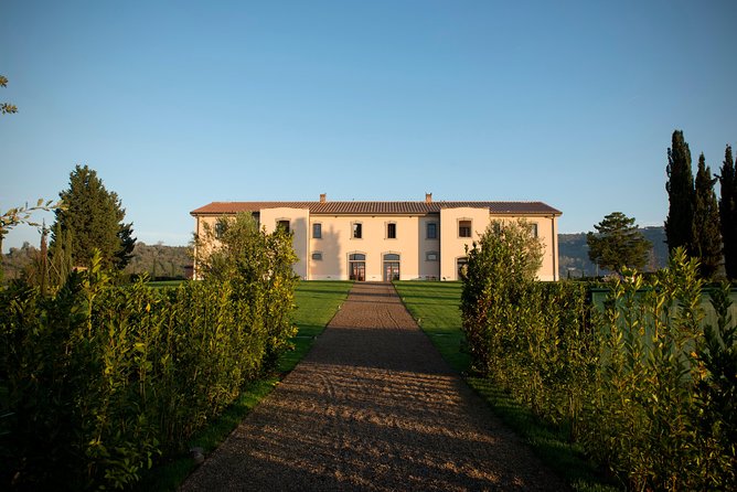 Rich Tuscan Snack - Exclusive Tour and Private Tasting