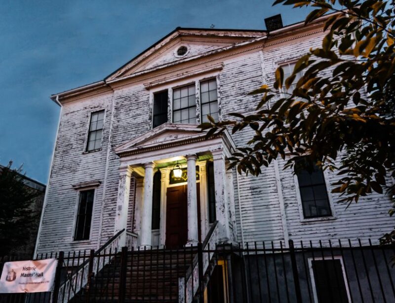 Richmond Ghosts Boos and Booze Haunted Pub Crawl - Ghost Stories and Pub Crawl
